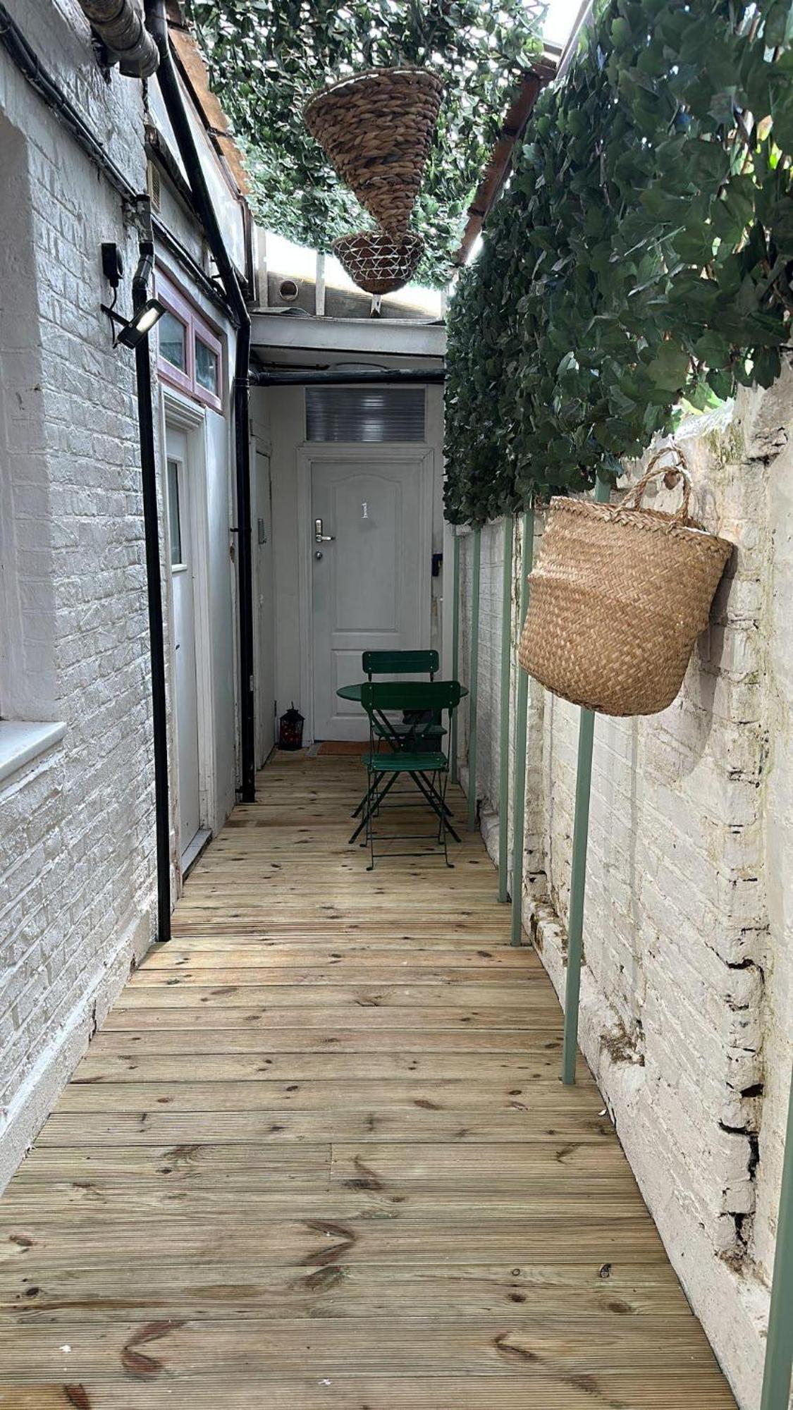 شقة Acton High Street لندن المظهر الخارجي الصورة